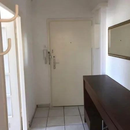 Apartamento Charmante 2 *